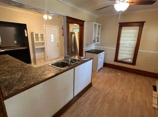 912 Riehl St, Waterloo, IA 50703