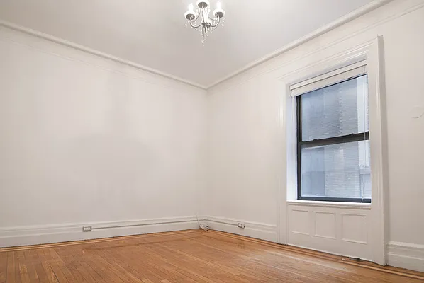 Rented by WAM Partners - William Moses Co. | media 3