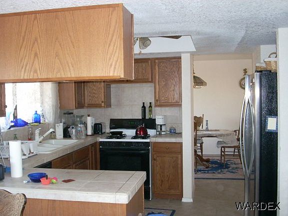4th image of 2531 Country Club Pl