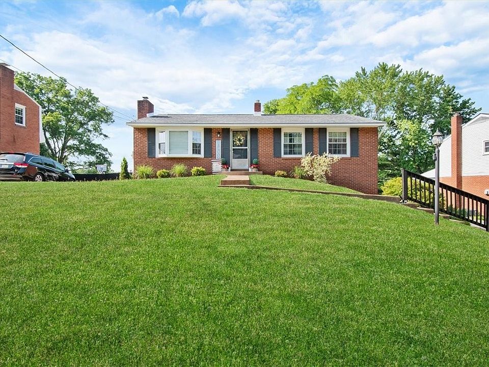 1st image of 205 Wessex Hills Dr