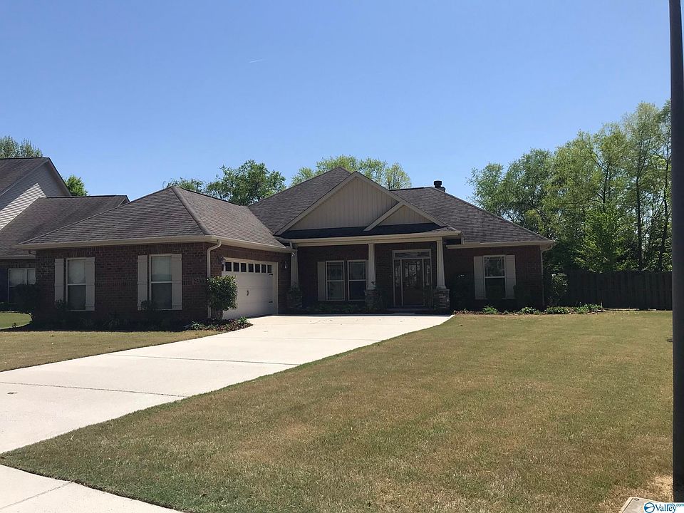 1st image of 2530 Caldwell Park Ct SE