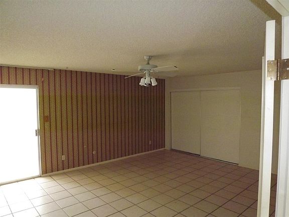 4th image of 1777 E San Gabriel Dr