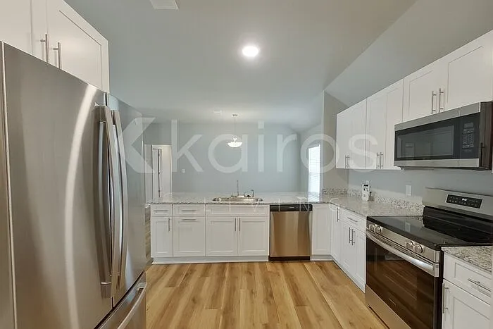 13772 Willowmore Dr — Photo 6
