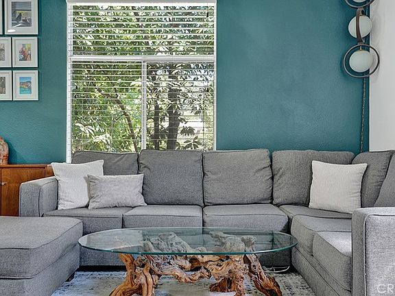 3rd image of 19431 Rue De Valore APT 12E