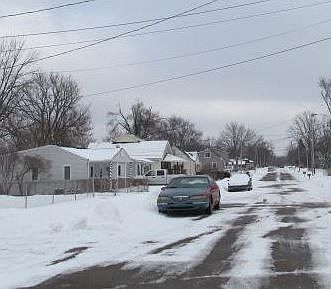 5th image of 1319 Donovan St