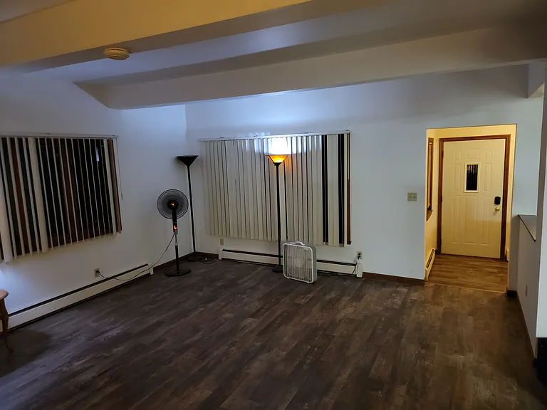 161 Maple St #L — Photo 5