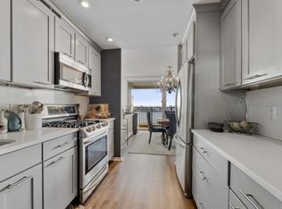 3 Horizon Rd APT 1004, Fort Lee, NJ 07024