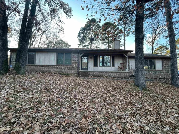 1807 Hilltop Dr, Russellville, AR 72802