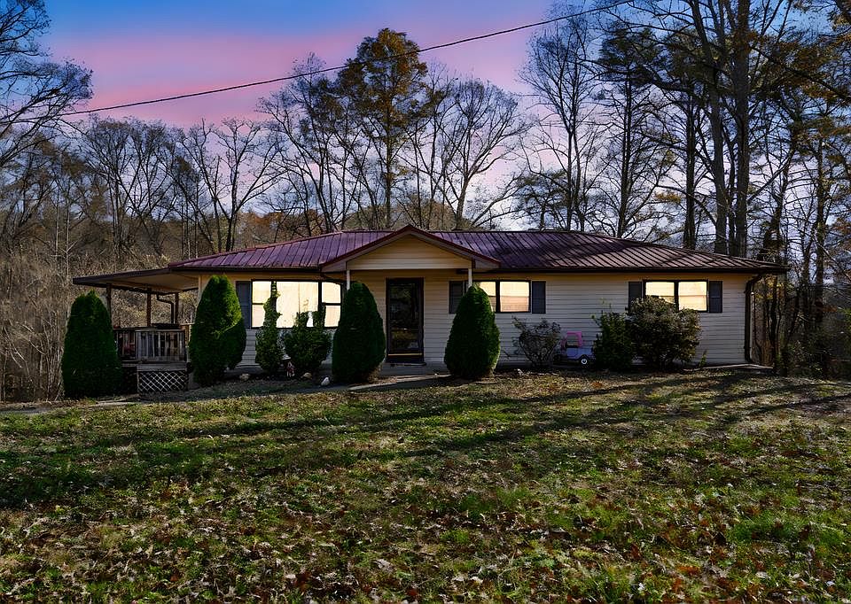 1st image of 2906 Douthit Rd