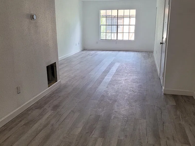 5329 Hansel Ave #B-4 — Photo 3