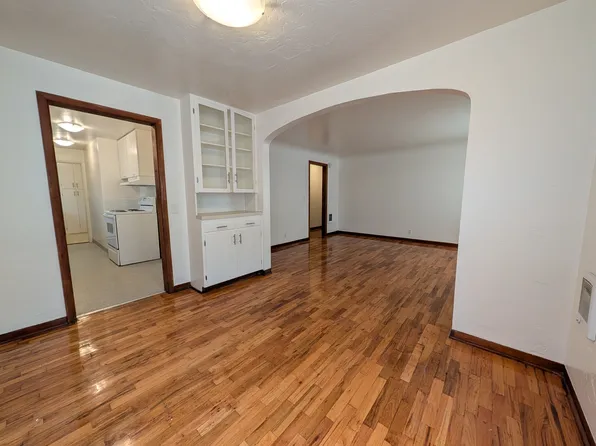 2205 Henderson Ave, Eugene, OR 97403