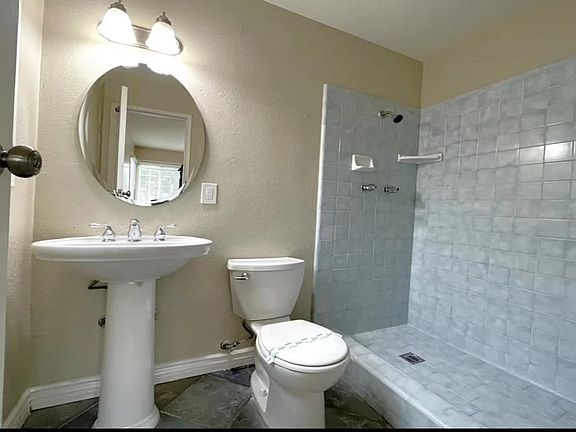3rd image of 1191 Los Coyotes Ave