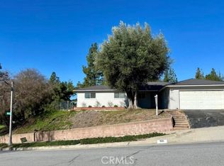 935 Riviera Dr, Pasadena, CA 91107