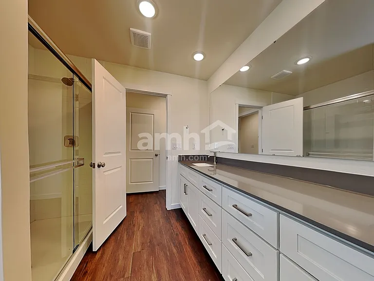 9412 W Shumard St — Photo 14