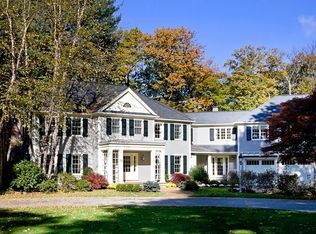 32 Claypit Hill Rd, Wayland, MA 01778