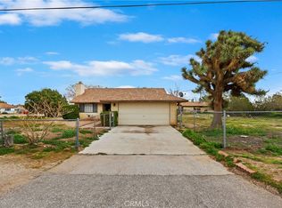 9595 Oakwood Ave, Hesperia, CA 92345