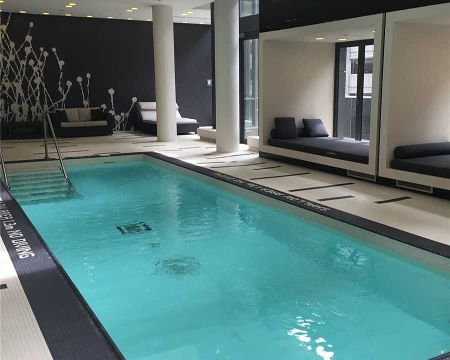 2nd image of 770 Bay St #1505