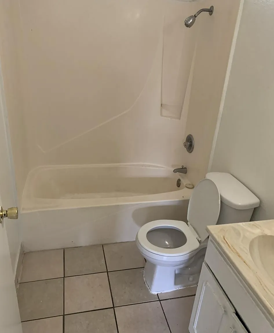 2 bed, 575 sqft, $1,400 — Photo 1