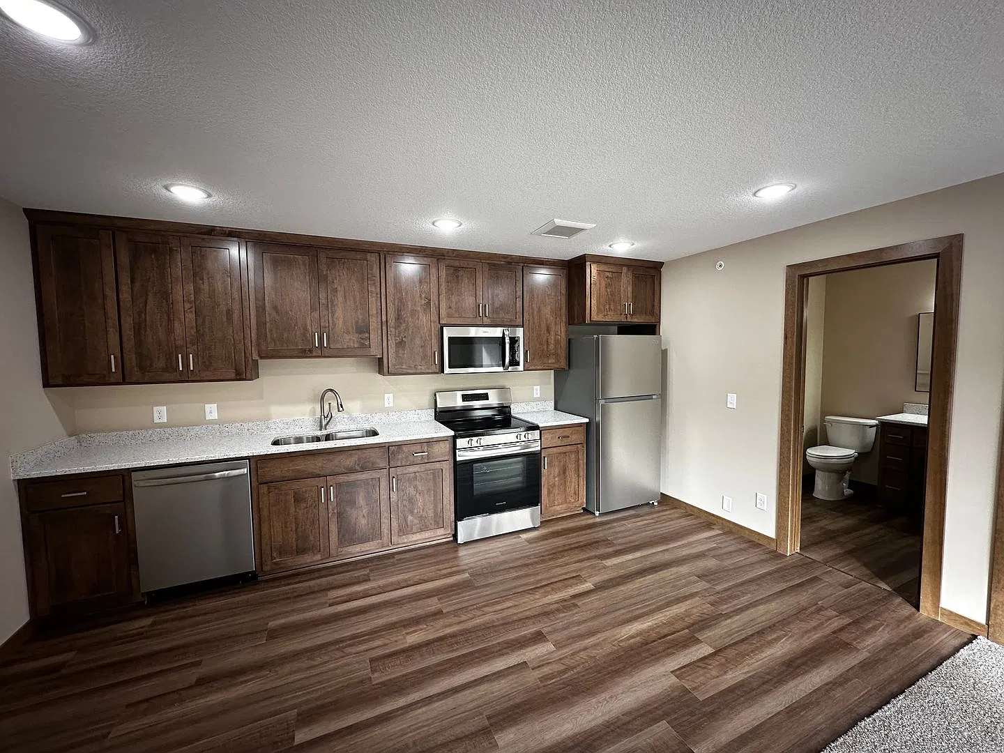 Crossroads Campus Apartments — Photo 3