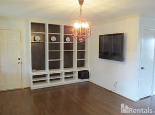 2032 Lancaster Rd APT D, Homewood, AL 35209