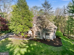 15 Llangollen Ln, Newtown Square, PA 19073