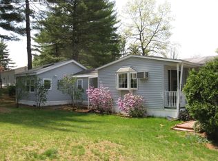 3 Mapleshade Dr, Nashua, NH 03062