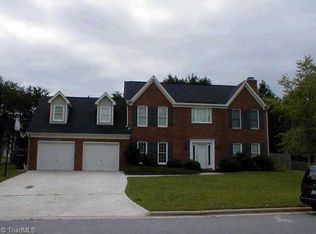 4116 Quarterstaff Dr, High Point, NC 27265