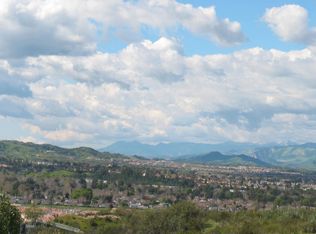 22105 Rolling Ridge Dr, Santa Clarita, CA 91350