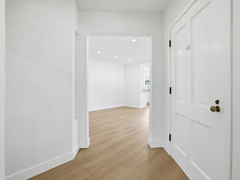 1722 Bel Aire Dr — Photo 23