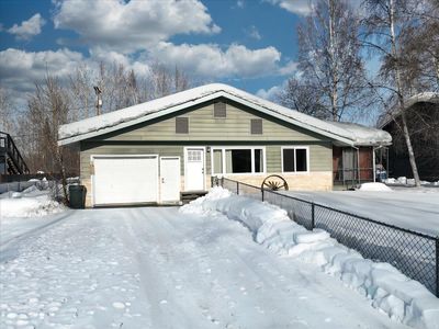 624 Slater Dr, Fairbanks, AK, 99701