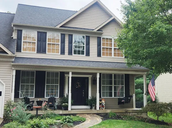729 Rustling Leaf Ct, Eldersburg, MD 21784