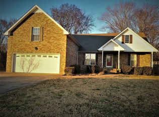 210 Cheshire Rd, Clarksville, TN 37043