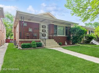 9837 S Muskegon Ave, Chicago, IL 60617