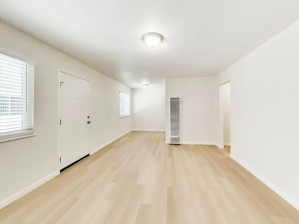 170 Stoakes Ave APT 4, San Leandro, CA 94577