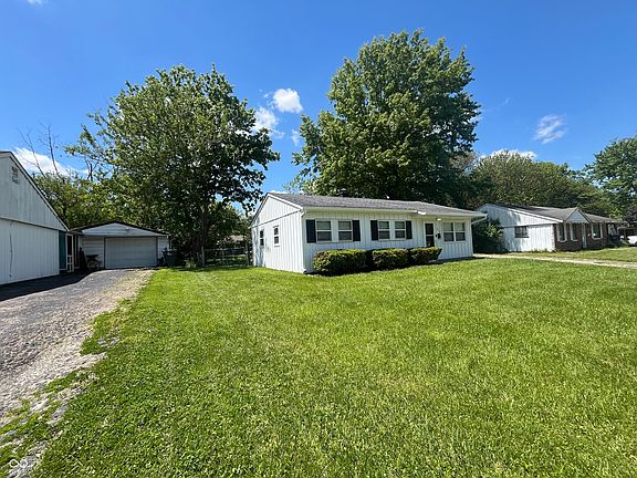 2nd image of 3914 Catalina Ct