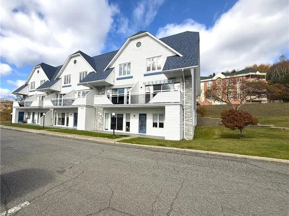 20 Du Bourg Ave #H, Edmundston, NB E3V 4C5