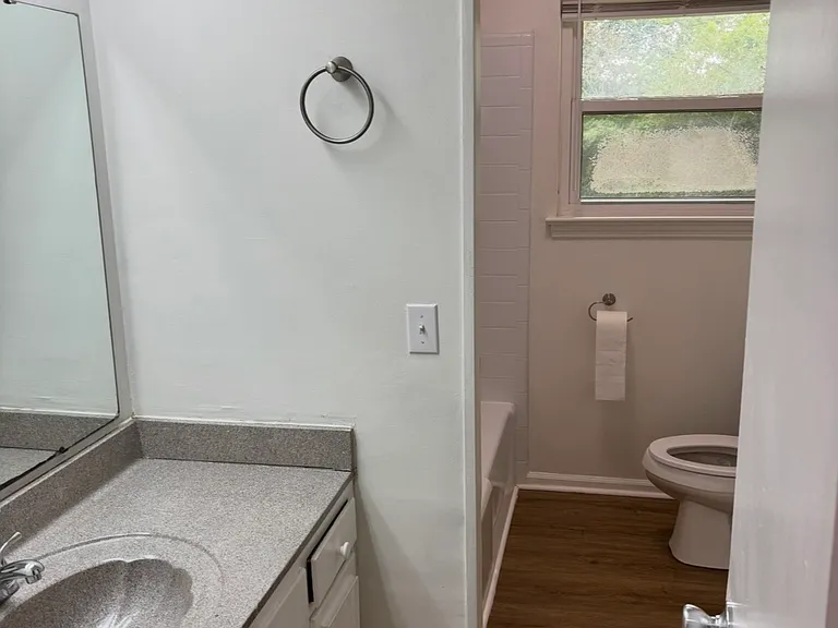 4804 Winding Ln #4804B — Photo 6