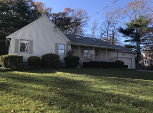 5 Blueberry Dr, Acushnet, MA 02743