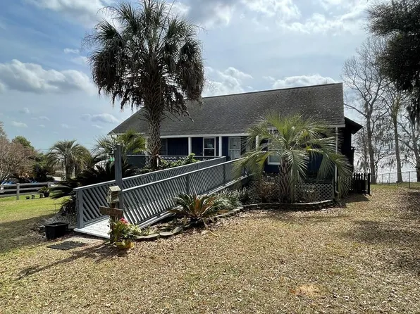 1000 Island Ct, Summerton, SC 29148