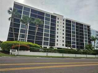 7100 Sunshine Skyway Ln S APT 205, Saint Petersburg, FL 33711
