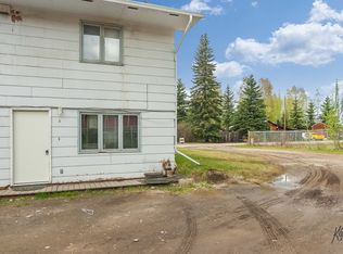 327 W 5th Ave APT 1, North Pole, AK 99705