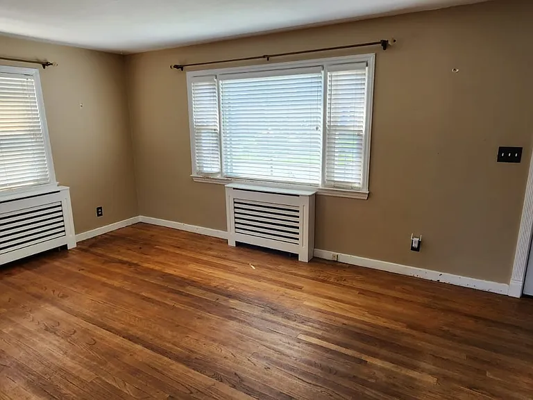 135 Morristown Rd — Photo 11