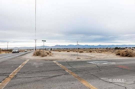 2nd image of Bowman Rd