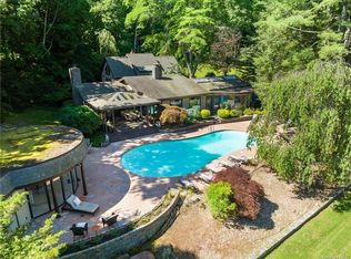 660 Quaker Rd, Chappaqua, NY 10514