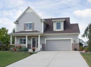 1624 Sunnyslope Dr, Racine, WI 53406