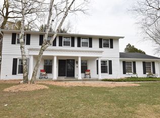 15225 Woodbridge Rd, Brookfield, WI 53005