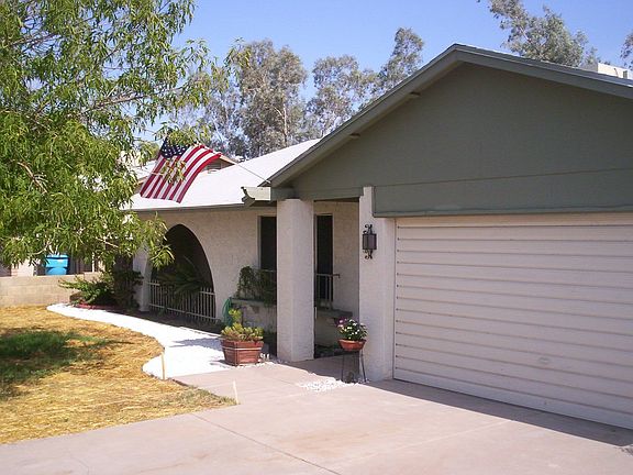 Lovely Stucco Block Home