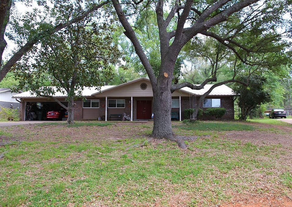 1st image of 4106 Royal Ln
