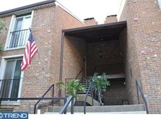 25 W Close, Moorestown, NJ 08057