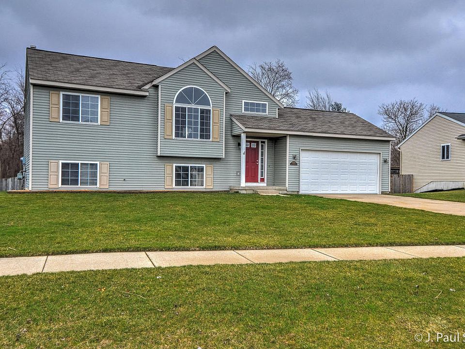 1st image of 6468 Lazy Daze Ct SE
